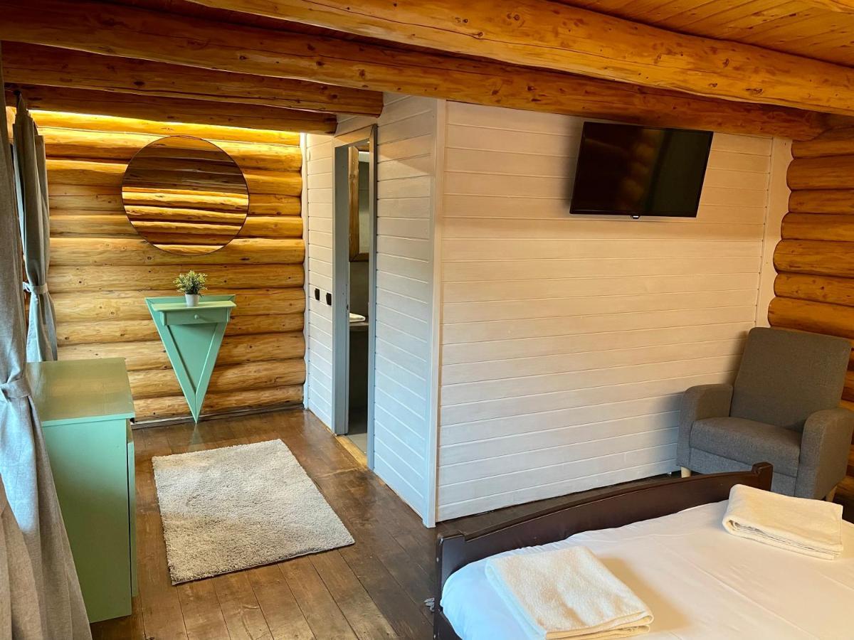 Cabana Din Groapa Frumoasa Risnov Exterior photo