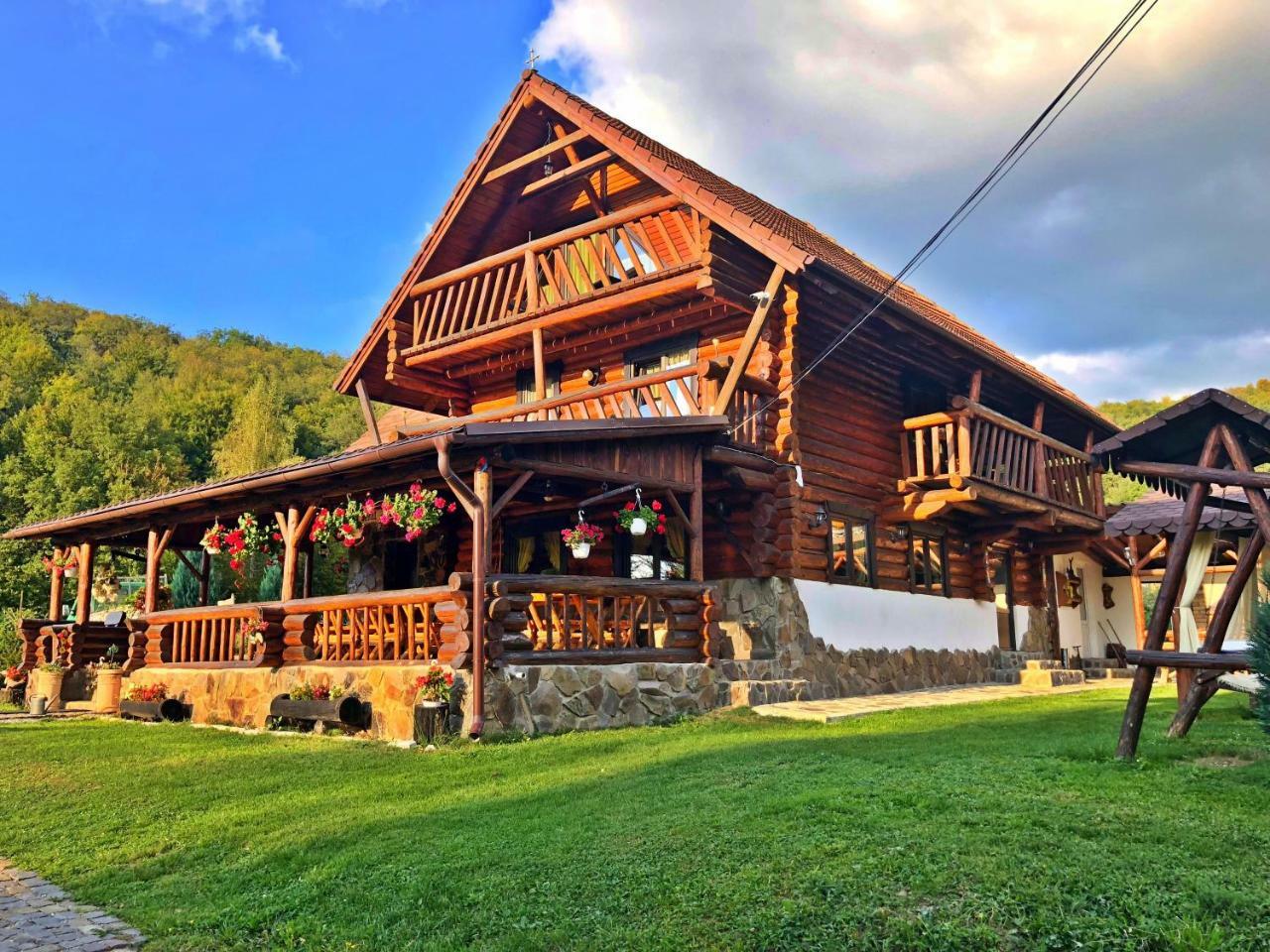 Cabana Din Groapa Frumoasa Risnov Exterior photo