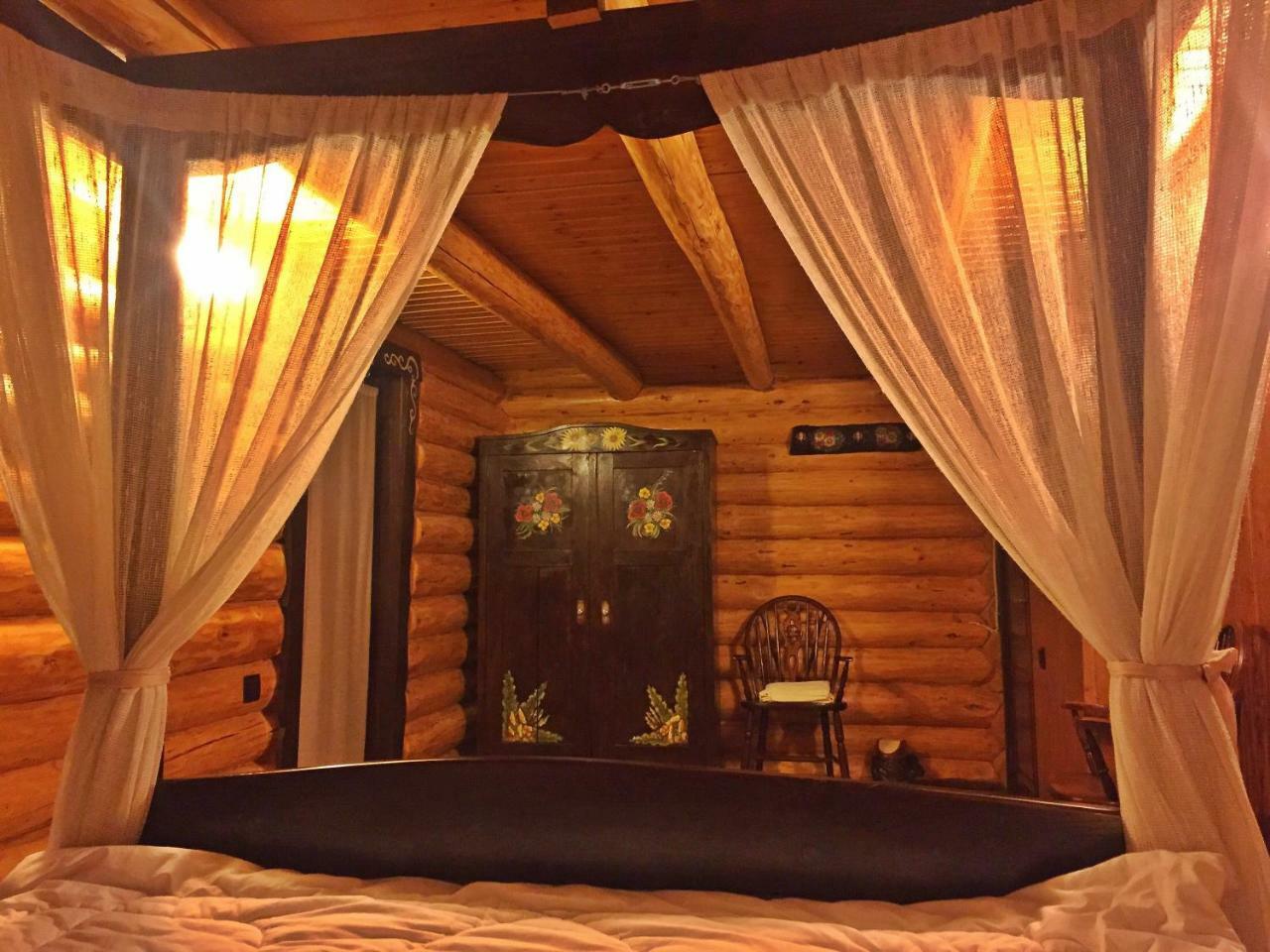 Cabana Din Groapa Frumoasa Risnov Exterior photo